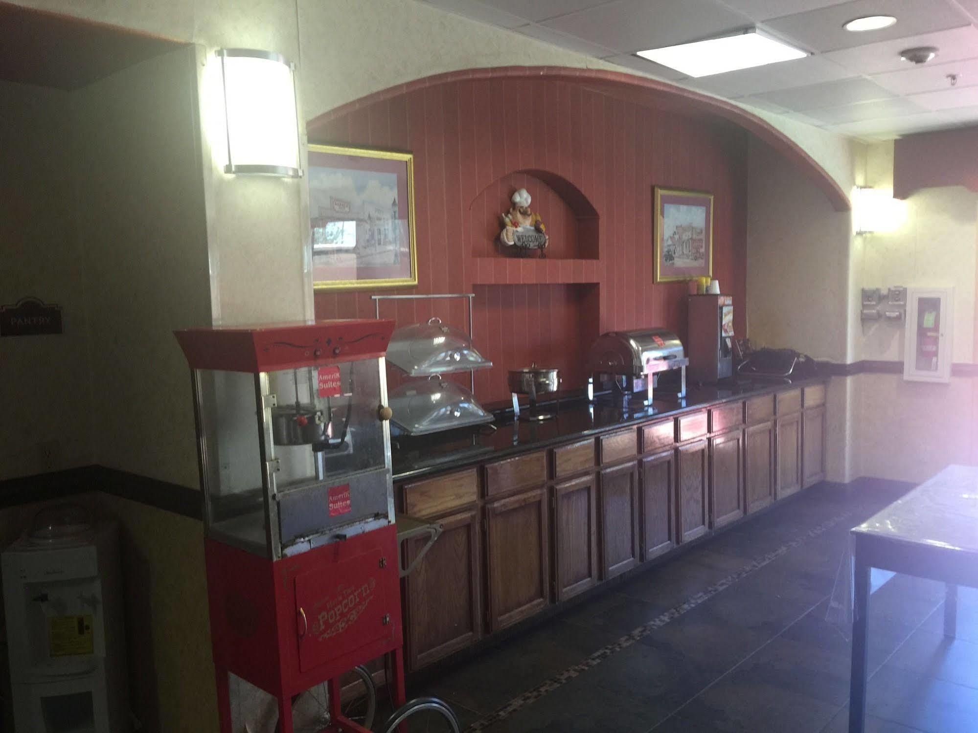 Comfort Suites Ларедо Екстер'єр фото